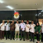 Ketua DPW PBB Sumsel, Armansyah bersama Ketua KPU Sumsel