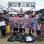 Bakti sosial Ditpolairud Polrestabes Palembang bagi warga terdampak kenaikan harga BBM