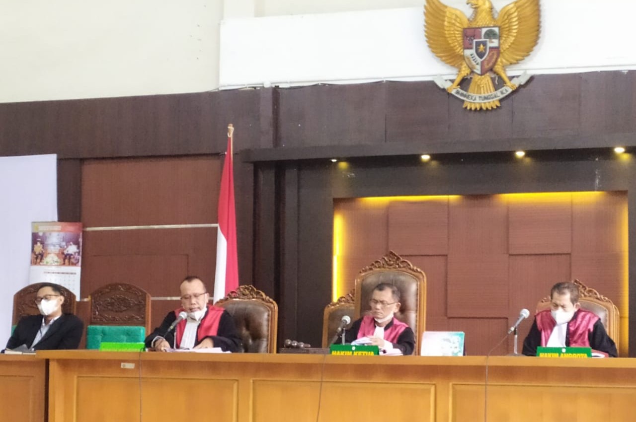 Sidang putusan terhadap terdakwa kasus dugaan korupsi suap anggota legislatif tahun 2019 Kota Prabumulih