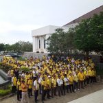 Ratusan massa kader Partai Golkar saat mendatangi Gedung DPRD Ogan Ilir