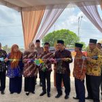 akanwil Kemenag Sumsel, Syafitri Irwan meluncurkan logo baru Madrasah Tsanawiyah (MTs) Negeri 1 Palembang, sekaligus peresmian pintu gerbang/gapura MTs N 1, Rabu (21/9)