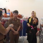 Pasar digital Pemkot Palembang di halaman kantor Kecamatan Sako