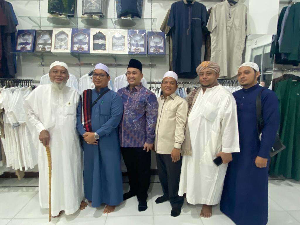 Peresmian kantor travel "Zam-Zam" dan sekretariat  Majelis Dzikir Al Asmaul Husna