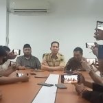 Kuasa hukum Syukri Zen, Arthulius saat menggelar keterangan pers
