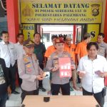 Unit Reskrim Polsek SU II Palembang saat menggelar konferensi pers, Senin (3/10/2022)