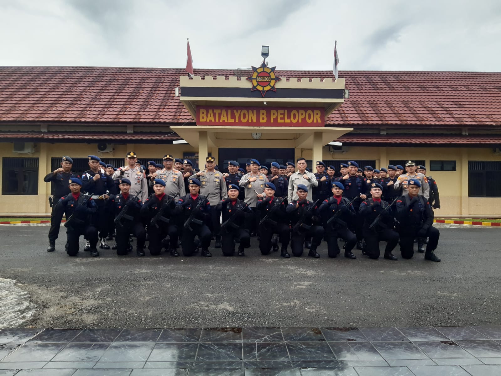 Kapolda Sumsel, Irjen Pol A Rachmad Wibowo SIK saat melakukan kunjungan kerja (kunker) ke Batalion B Pelopor Polda Sumsel, Kelurahan Petanang Ilir, Lubuklinggau