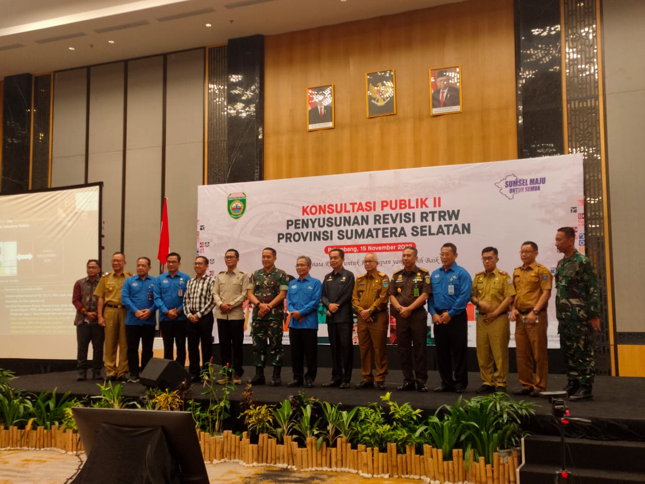 Konsultasi Publik II - Penyusunan Revisi RTRW Provinsi Sumsel, di Hotel Santika Premiere Palembang Sumsel (Indodaily.co)