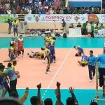 Tim bola voli putra Kabupaten Ciamis meraih medali emas pada Porprov Jabar 2022 usai mengalahkan Kabupaten Bekasi pada partai final, Jumat (18/11/2022)
