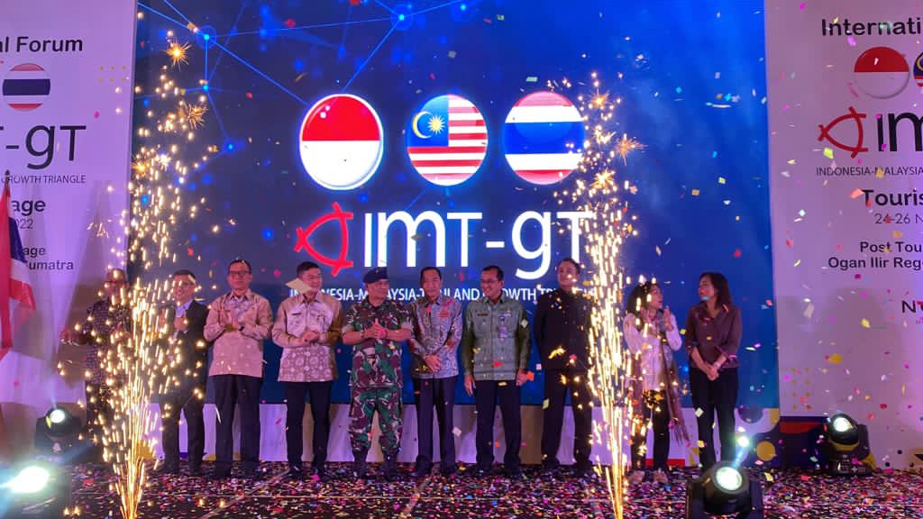 Pembukaan Forum International Indonesia-Malaysia-Thailand Growth Triangle (IMT-GT) Tourism Village