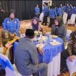Dirintelkam Polda Sumsel Kombes Pol Iskandar F Sutisna SIK MSi menyantuni anak yatim, Rabu (30/11/2022) saat peringatan HUT KORPRI di Mapolda Sumsel