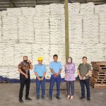 Satgas Pangan Ditreskrimsus Polda Sumsel saat mengunjungi PT PSM di Desa Puai Semambu KM 24, Indralaya, Ogan Ilir