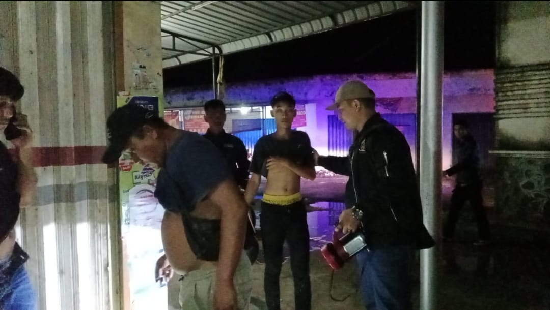 Tim Macan Putih Polsek Indralaya menggelar razia dalam rangka Kegiatan Rutin Yang Ditingkatkan (KRYD)
