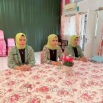 Kalapas Perempuan Palembang dan jajaran saat mengkuti Zoom "PIPAS Bangkit dan Berdaya untuk Pemasyarakatan Maju", Jumat (27/1/2023)