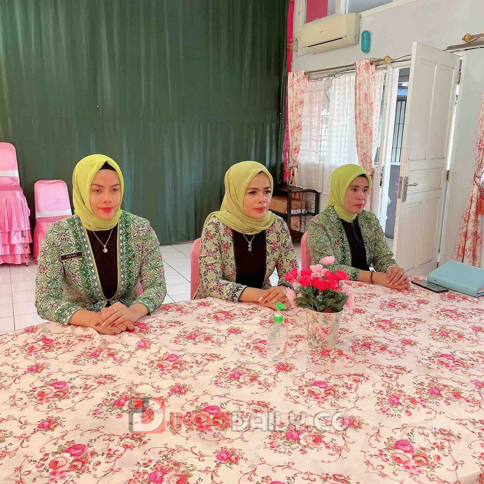 Kalapas Perempuan Palembang dan jajaran saat mengkuti Zoom "PIPAS Bangkit dan Berdaya untuk Pemasyarakatan Maju", Jumat (27/1/2023)