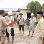 Pj Bupati Muba Apriyadi Mahmud tegur keras pegawai PT Lonsum yang masih memasang bendera merah putih yang lusuh dan rusak