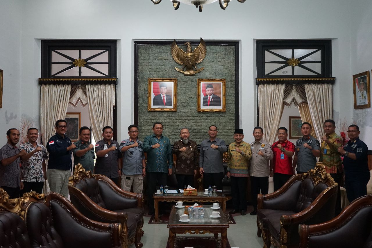 Kakanwil Kemenkumham Sumsel Dr Ilham Djaya melakukan audiensi dengan Bupati Ogan Komering Ulu (OKU) yang diwakili oleh Sekretaris Daerah OKU, Achmad Tarmizi, Kamis (5/1/2023) di Rumah Dinas Bupati