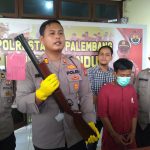 Kapolsek Gandus Palembang AKP Wanda Dira Bernard saat konferensi pers di depan wartawan, Jumat (6/1/2023)