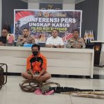 AH, tersangka pemilik suur ilegal saat diamankan Polres Muba