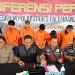 Satreskrim Polrestabes Palembang saat menggelar keterangan pers, Senin (9/1/2023)