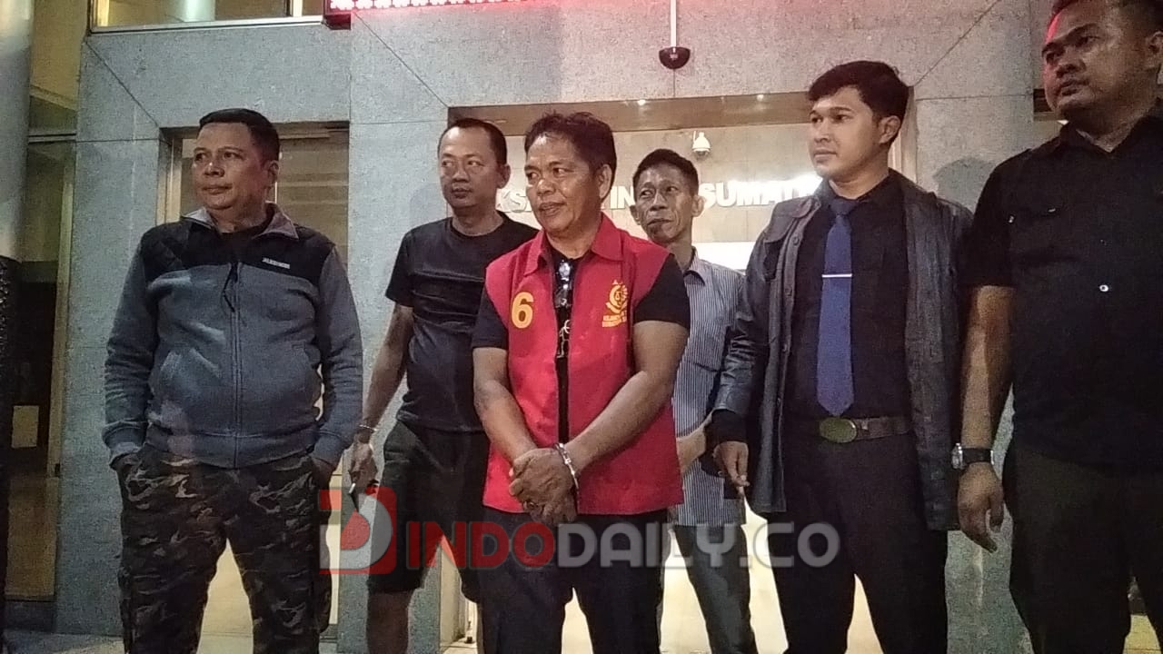 Penyidik Pidsus Kejati Sumsel menangkap Ansilah, DPO atas kasus dugaan korupsi ganti rugi pembebasan lahan Jalan Tol Kayu Agung-Pematang Panggang, Senin (9/1/2023) malam