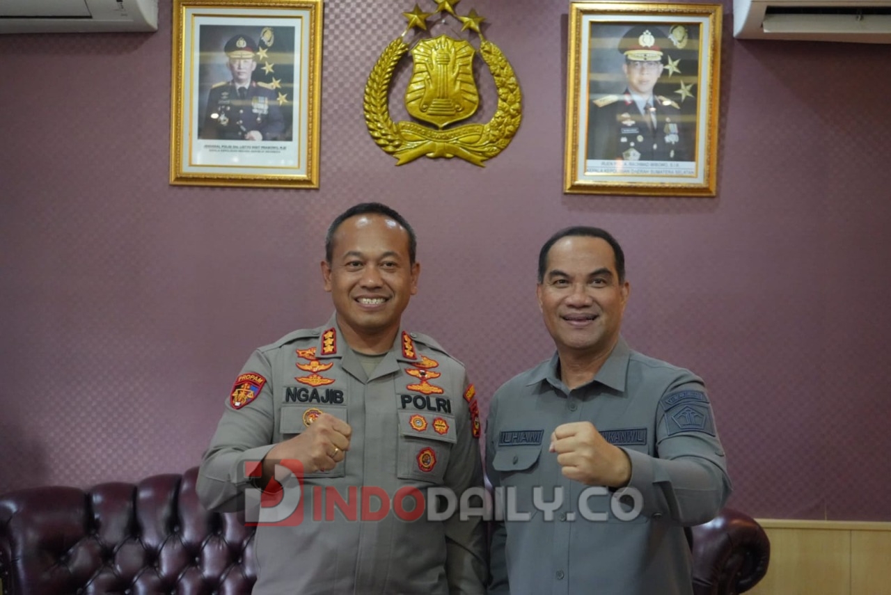 Kakanwil Kemenkumham Sumsel Dr Ilham Djaya didampingi Kepala Divisi Keimigrasian, Herdaus, dan Kepala Divisi Pelayanan Hukum dan HAM, Parsaoran Simaibang melakukan kunjungan kerja ke Polrestabes Palembang