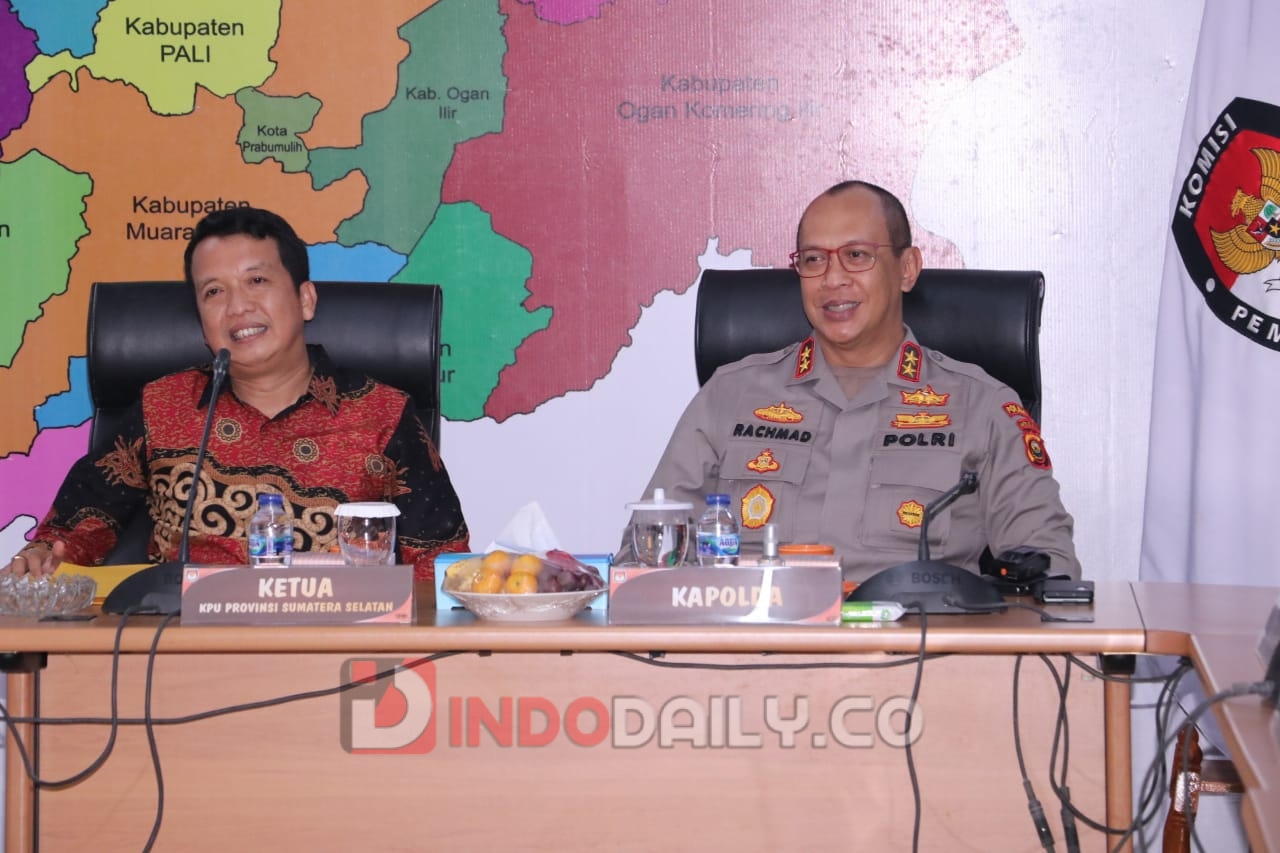 Kapolda Sumsel saat audiensi dengan Ketua KPU Provinsi Sumsel dan komisioner KPU Sumsel, Selasa (10/1/2023)