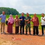 Kasiter Kasrem 044/Garuda Dempo Kolonel Inf Debok Sumantokoh SH melakukan peninjauan ke Agrowisata Tekno 44 di Desa Gelebek Dalam Kecamatan Rambutan Kabupaten Banyuasin