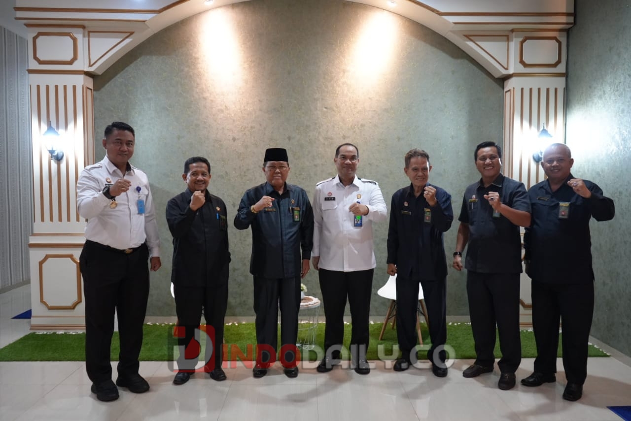 Kakanwil Kemenkumham Sumsel, Dr Ilham Djaya, saat audiensi dengan Ketua Pengadilan Tinggi Agama Palembang. Rabu (11/1/2023)