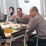 Kabid Humas Polda Sumsel, Kombes Pol Drs Supriadi MM saat memberikan keterangan pers