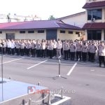 Karo SDM, Kombes Pol Sudrajad Hariwibowo SIK M Si saat apel pagi di lapangan Mapolda Sumsel, Senin (16/1/2023)