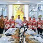 Ketua MPR RI, Bambang Soesatyo menerima perwakilan pengurus Asosiasi Badan Permusyawaratan Desa (ABPEDNAS) 2022-2028, Senin (16/1/2023)