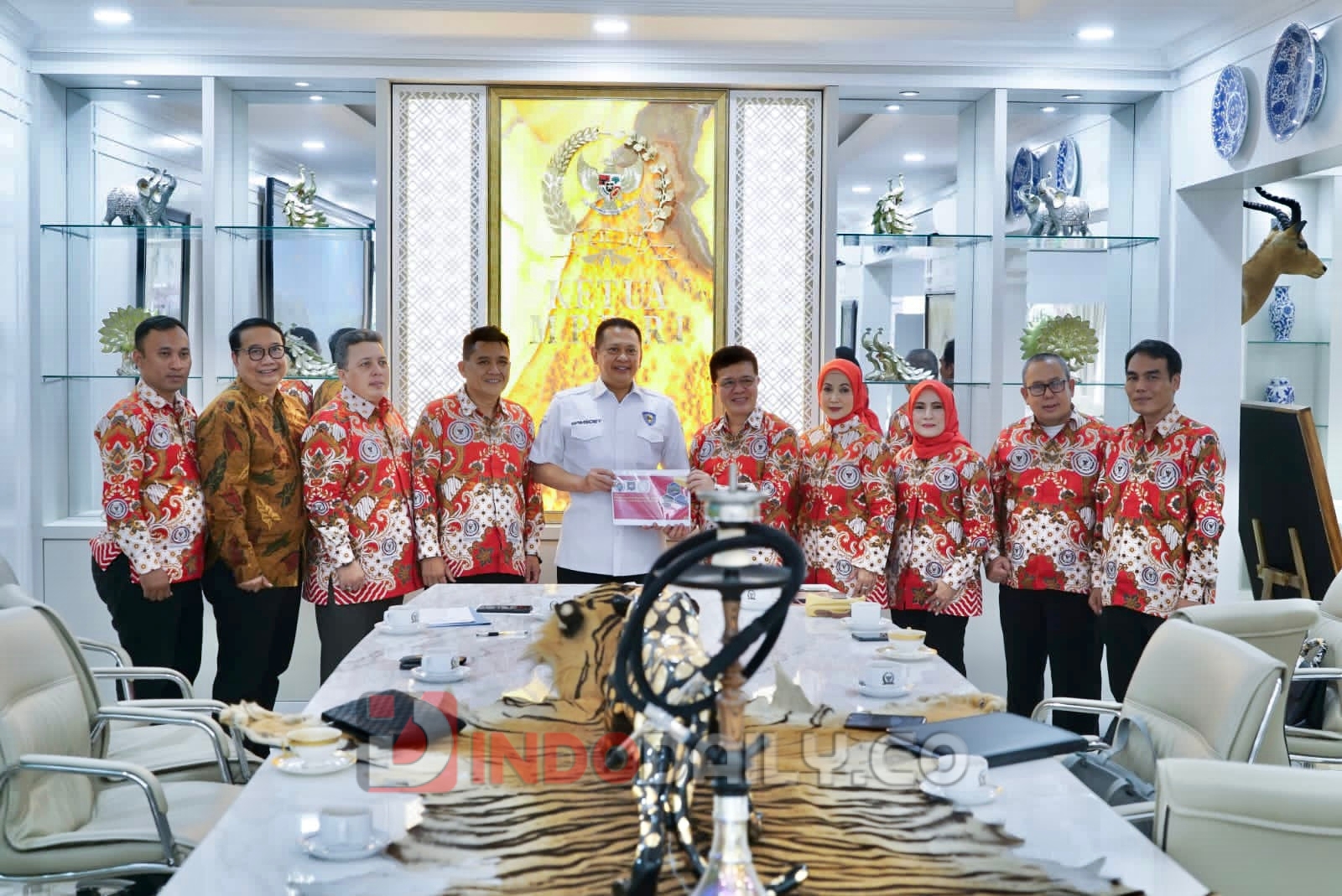 Ketua MPR RI, Bambang Soesatyo menerima perwakilan pengurus Asosiasi Badan Permusyawaratan Desa (ABPEDNAS) 2022-2028, Senin (16/1/2023)