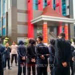 Kasubbag Renmin Bidhumas Polda Sumsel Herwanto SSos memimpin apel pagi satker Bidhumas Polda Sumsel, (Rabu 18/1/2023)