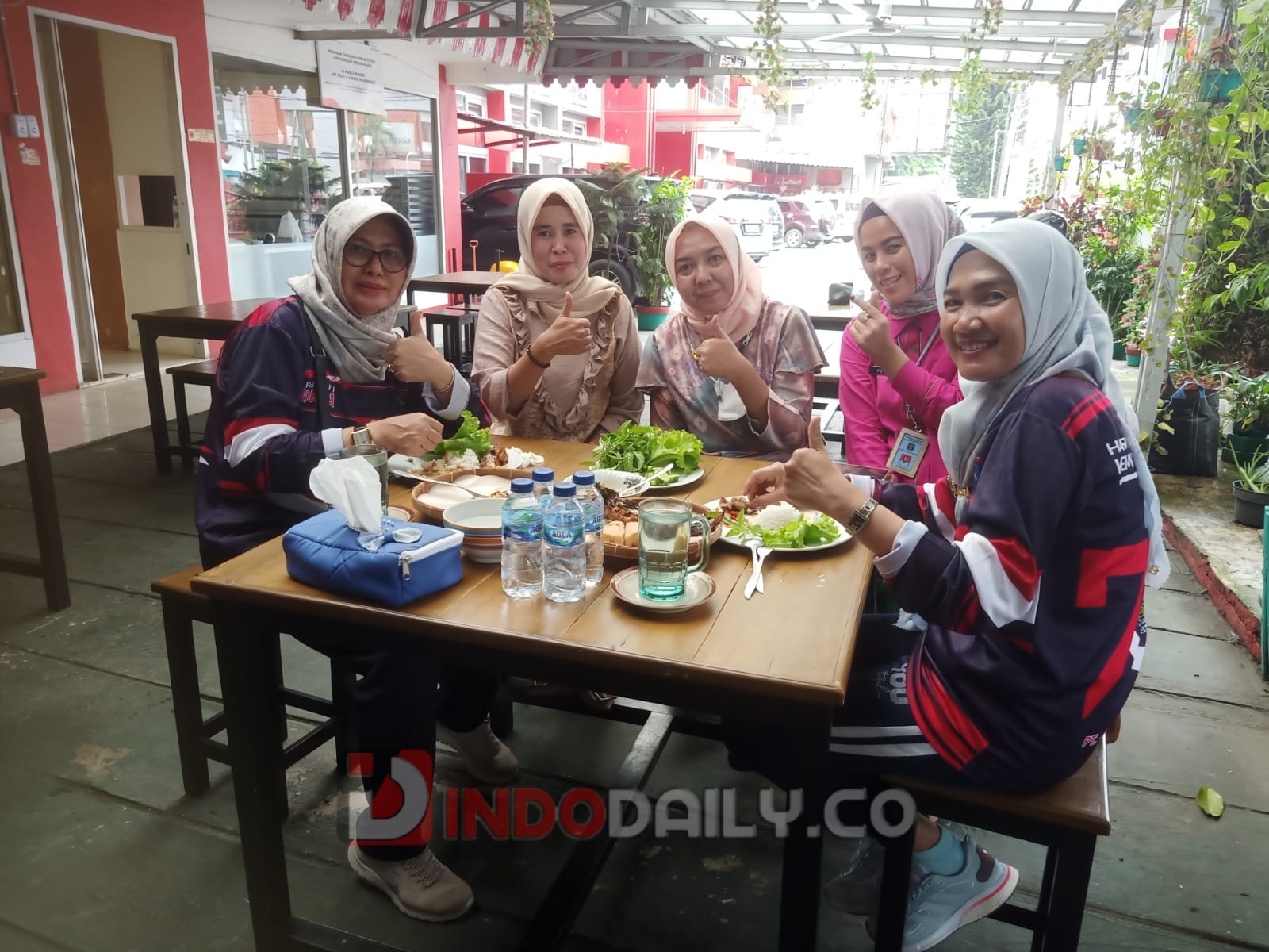 Lapas Perempuan Palembang Kemenkumham Sumsel kembali didatangi oleh Penasehat Paguyuban Ibu-Ibu Pengayoman Sumsel, Ny  Rita Ilham Djaya didampingi Ketua DWP Lapas Kelas I Palembang, Ny Yeni Yulius, Sabtu (21/1/2023)