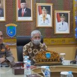 ki-ka: Bupati OKI, H Iskandar SE bersama Kapolres OKI, AKBP Dili Yanto SIK SH MH dan Kajari OKI Dicky Darmawan SH