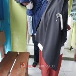Dokter Lapas dr Windy Kirani saat pengukuran tinggi badan salah satu warga binaan di Lapas Perempuan Palembang, Kamis (26/1/2023)