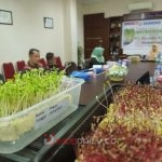 Lapas Perempuan Kelas IIA Palembang ikuti pelatihan budidaya tanaman Microgreen bekerja sama dengan PT Sumeks Kreatif Palembang, Sabtu (28/1/2023)