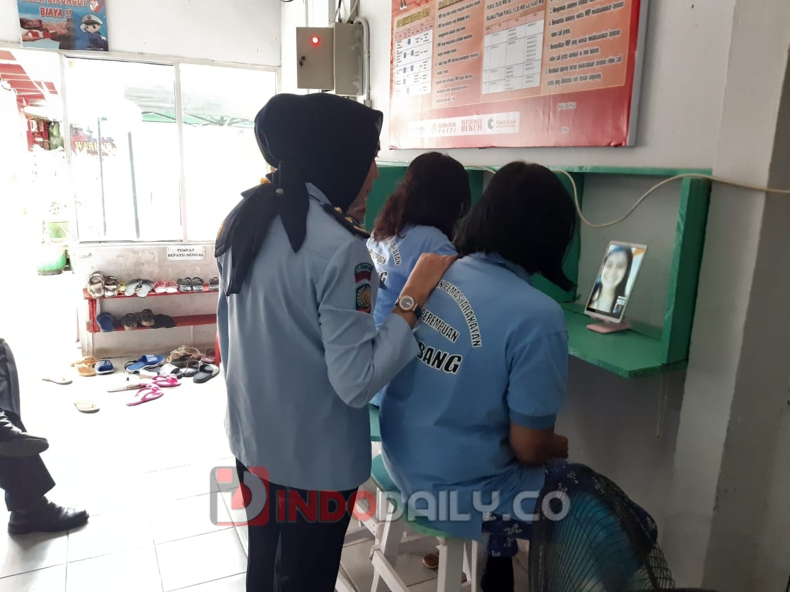 LAVICA (layanan video call) Lapas Perempuan Kelas IIA Palembang