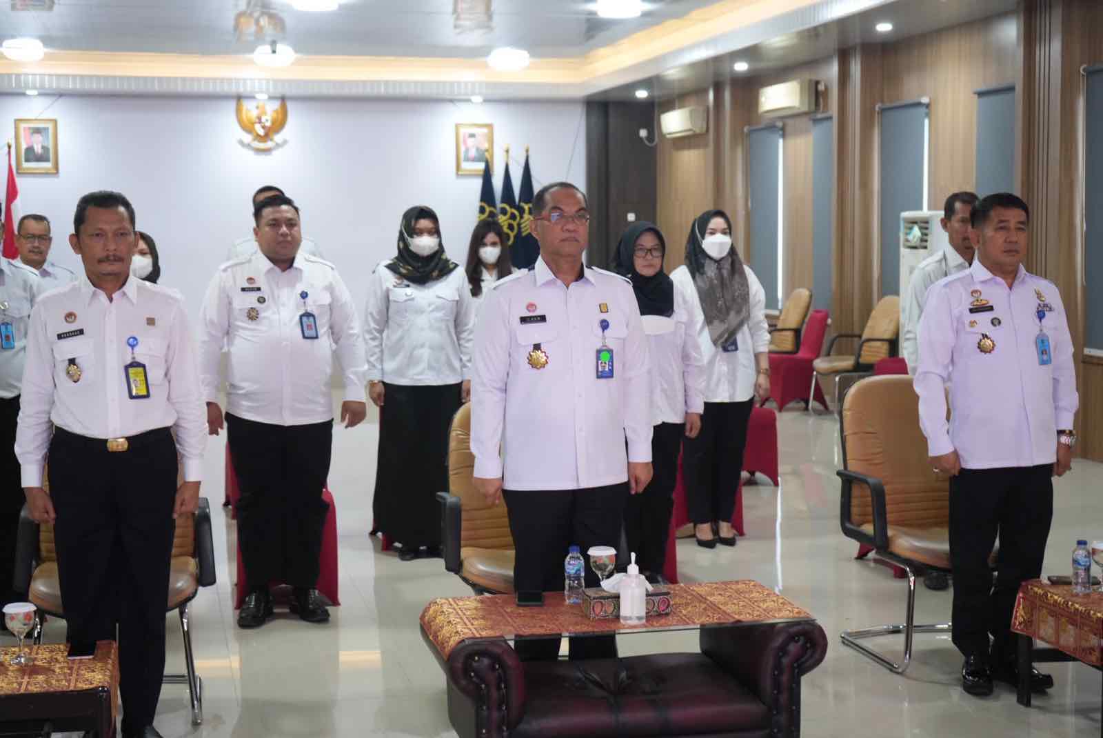 menyaksikan pelantikan Upacara Pelantikan dan Pengambilan Sumpah Jabatan Direktur Jenderal Imigrasi secara virtual, Rabu (04/1/2023)