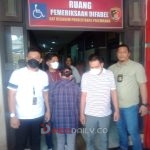 Pasutri copet di PTC Mall saat diamankan Tim Opsnal Unit Pidum dan Tekab 134 Sat Reskrim Polrestabes Palembang