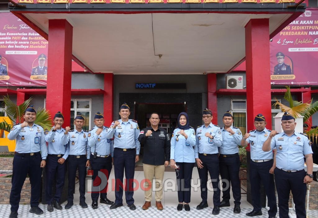 Kakanwil Kemenkumham Sumsel, Dr Ilham Djaya saat kunjungan ke Lapas Narkotika Banyuasin