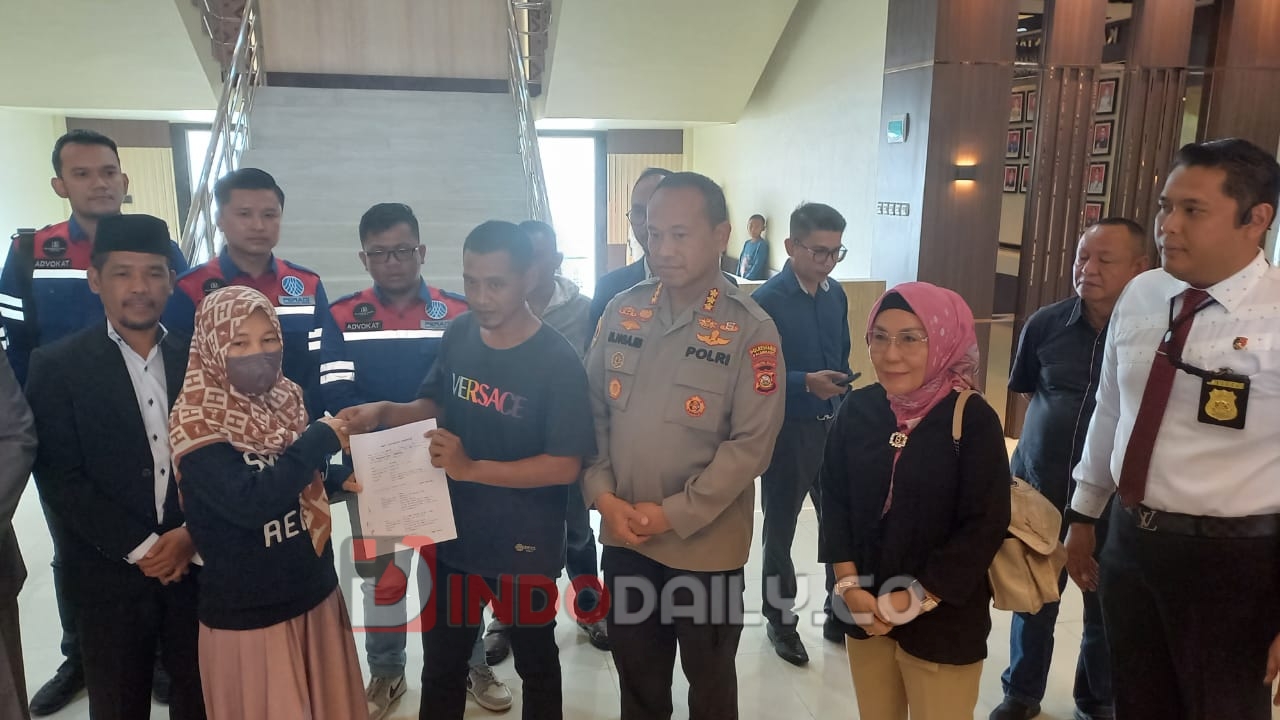 Kapolrestabes Palembang, Kombes Pol Mokhamad Ngajib didampingi Kasat Reskrim, AKBP Haris Dinzah