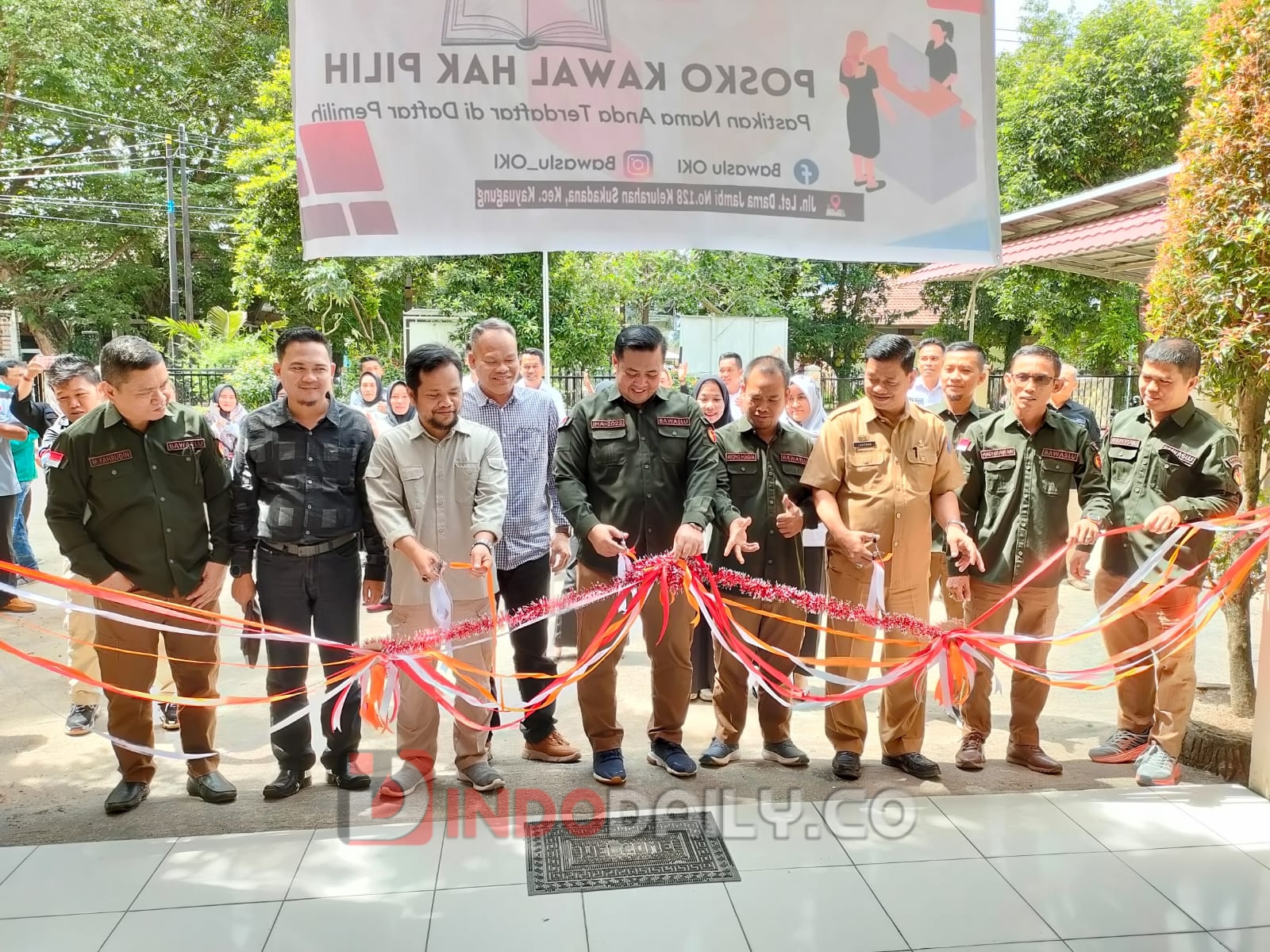 Bawaslu Kabupaten OKI melaksanakan kegiatan apel siaga pengawasan. Mengusung tema 'Satu Tahun Menuju Pemilu Serentak Tahun 2024, Selasa (14/2/2023)