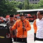 Presiden Republik Indonesia Joko Widodo memberikan apresiasi atas dedikasi Basarnas dalam melaksanakan tugas SAR