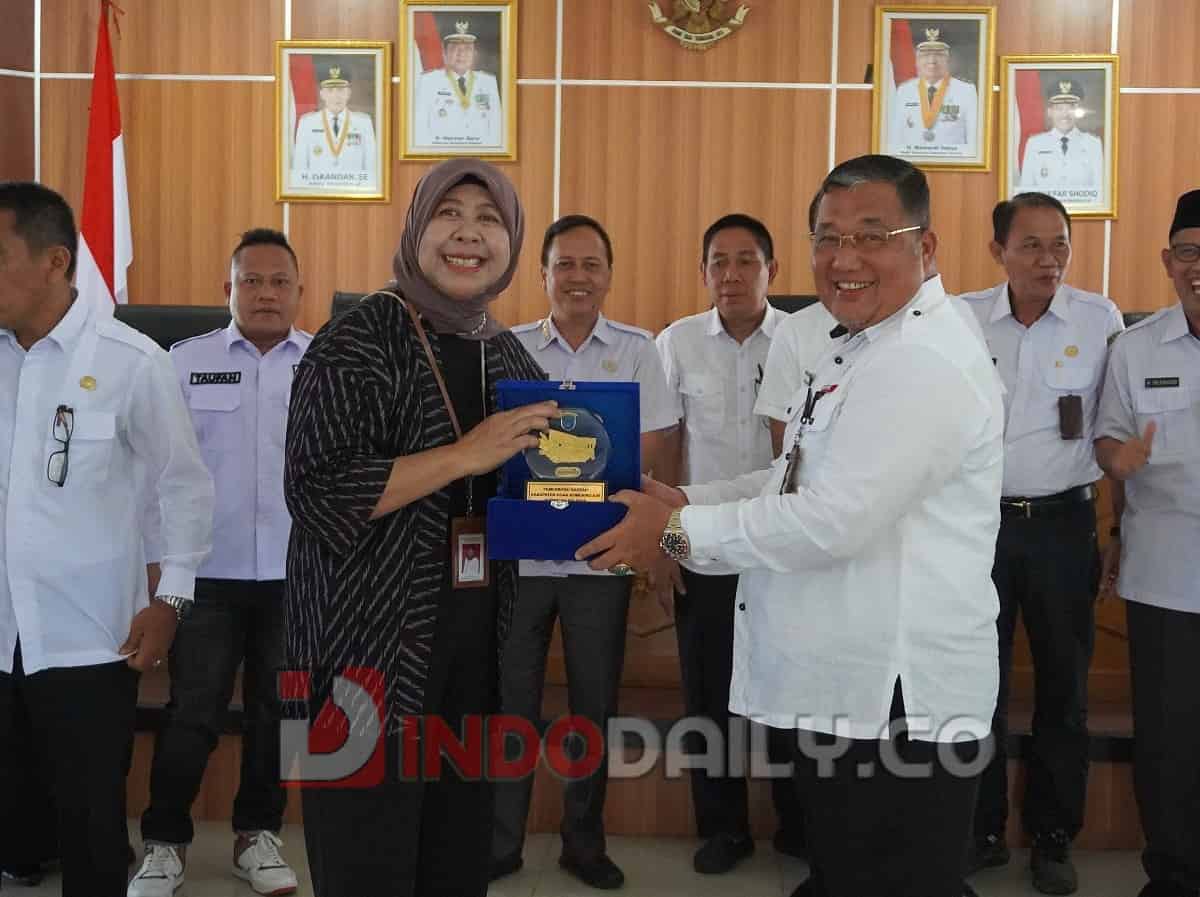 Taman Kota Amri Yahya Kayuagung meraih predikat tertinggi Ruang Bermain Ramah Anak (RBRA) dari Kementrian Pemberdayaan Perempuan dan Perlindungan Anak Republik Indonesia (KemenPPPA)