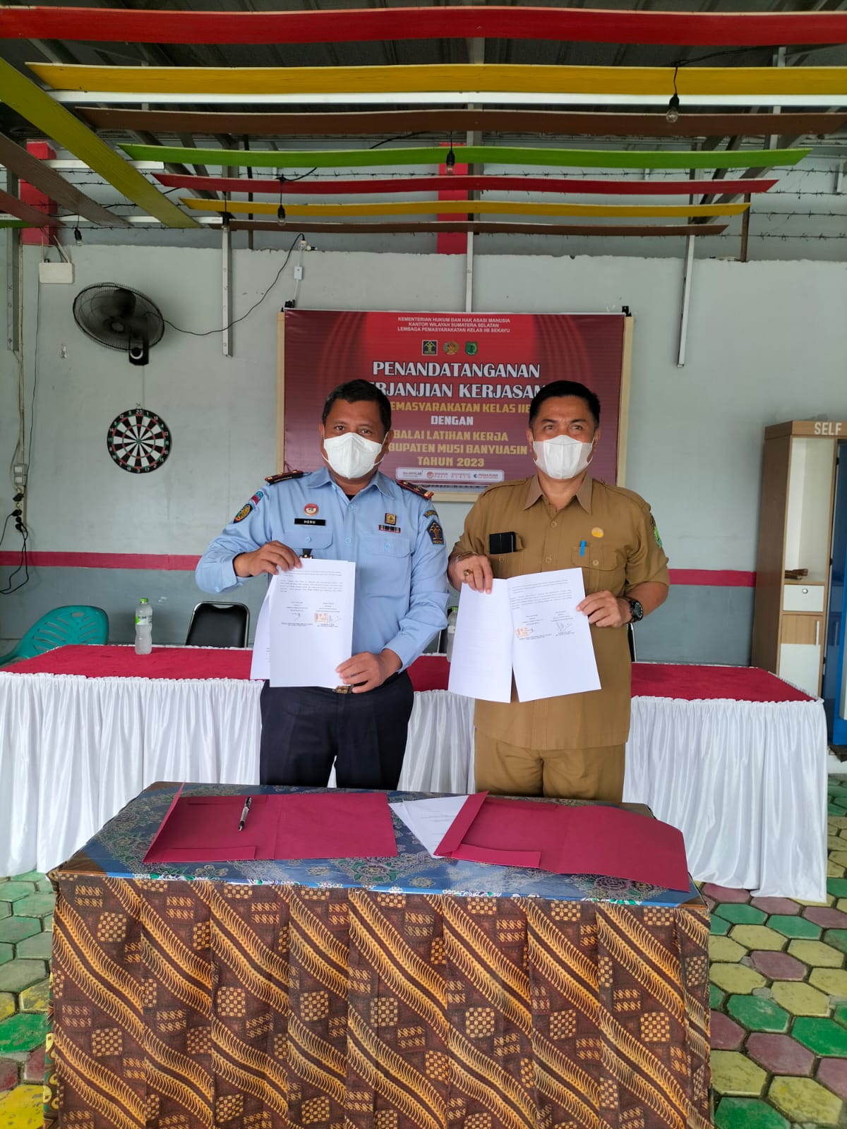 Penandatanganan kerja sama antara Lapas Sekayu dengan Balai Latihan Kerja Sekayu, Senin (27/2/2023)