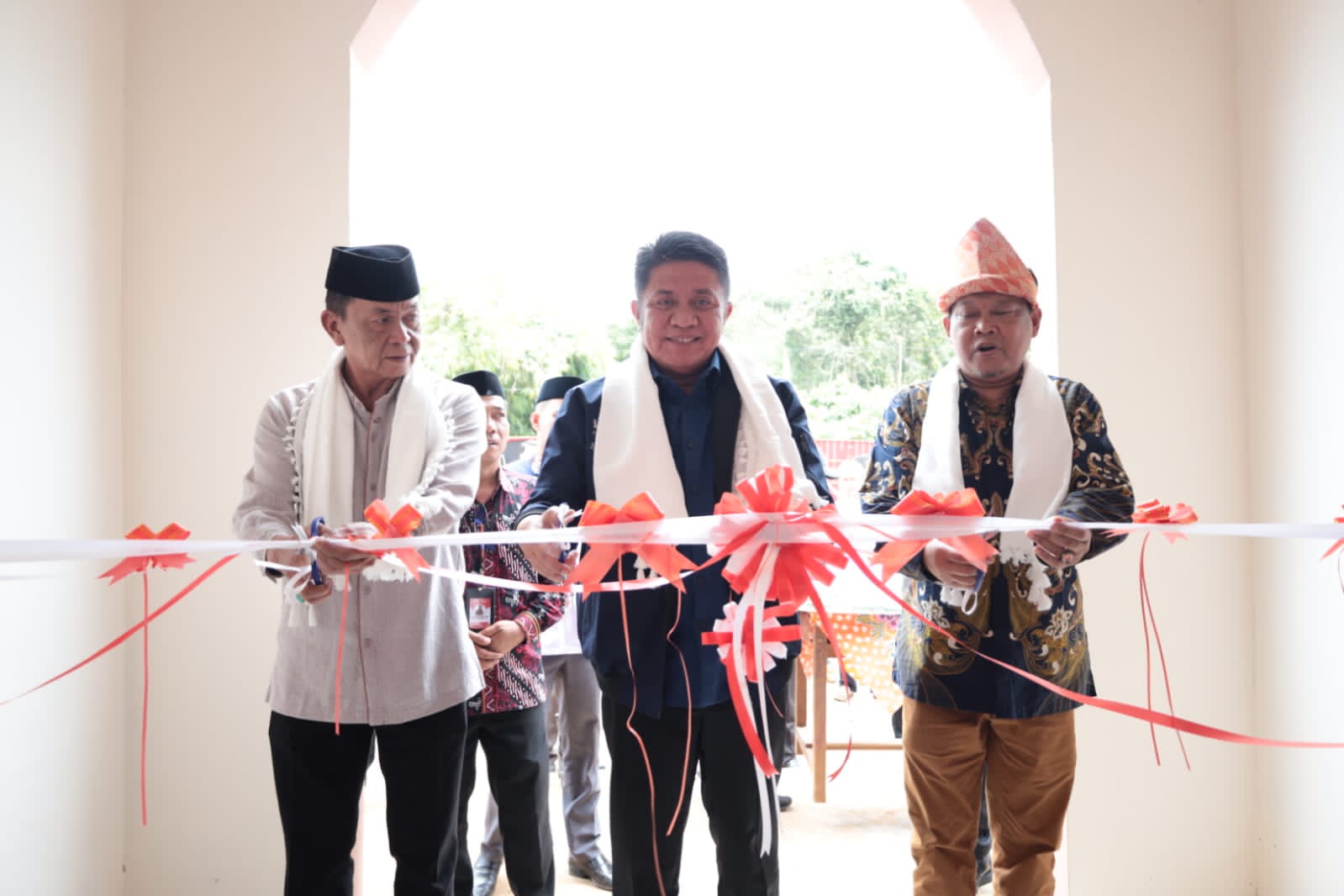 Gubernur Sumsel Resmikan Masjid dan Islamic Center As-Salam Raudhotul Qur'an Azzam di Desa Sako Banyuasin (Dok. Humas Pemprov Sumsel)