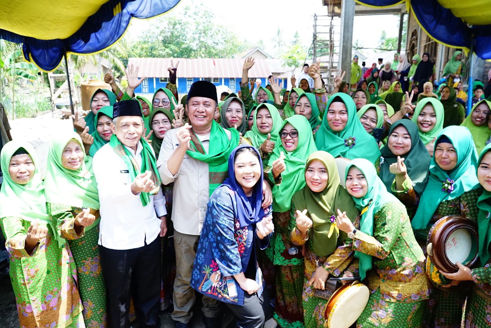 Warga Gembira Herman Deru Hadir di Pengajian Nisfu Syaban di Kabupaten OKI (Dok. Humas Pemprov Sumsel)
