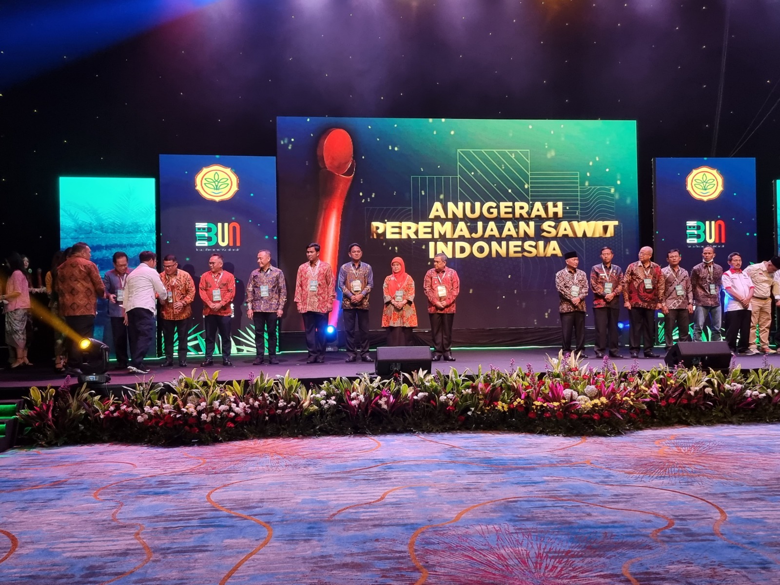 PT Sampoerna Agro Tbk menerima penghargaan dari Kementerian Pertanian Republik Indonesia