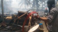 Rumah pengusaha meubel di Jalan Kolonel Wahid Udin, kelurahan Serasan Jaya, Kecamatan Sekayu terbakar, Selasa (7/3/2023) siang sekitar jam 12.30 WIB